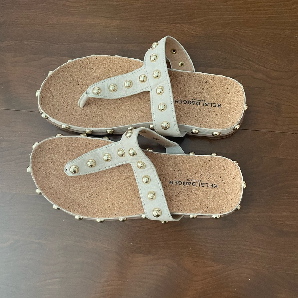 Kelsi Dagger Gold Studded Tan Sandals - Picture 2 of 3